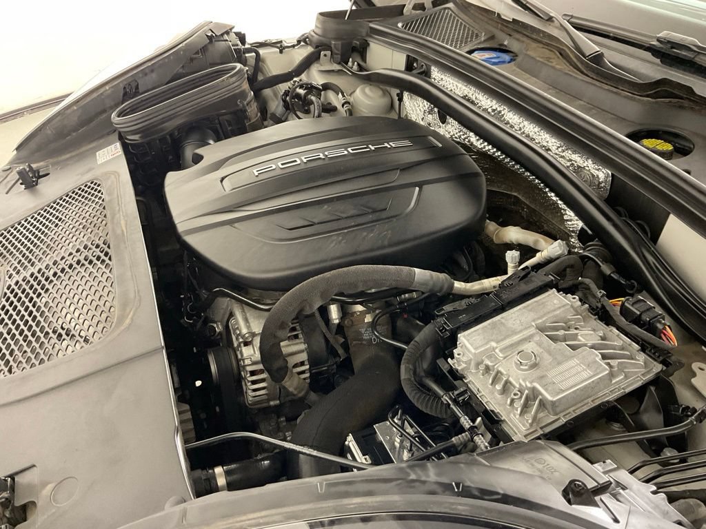 Used 2021 Porsche Macan AWD/4WD image 53