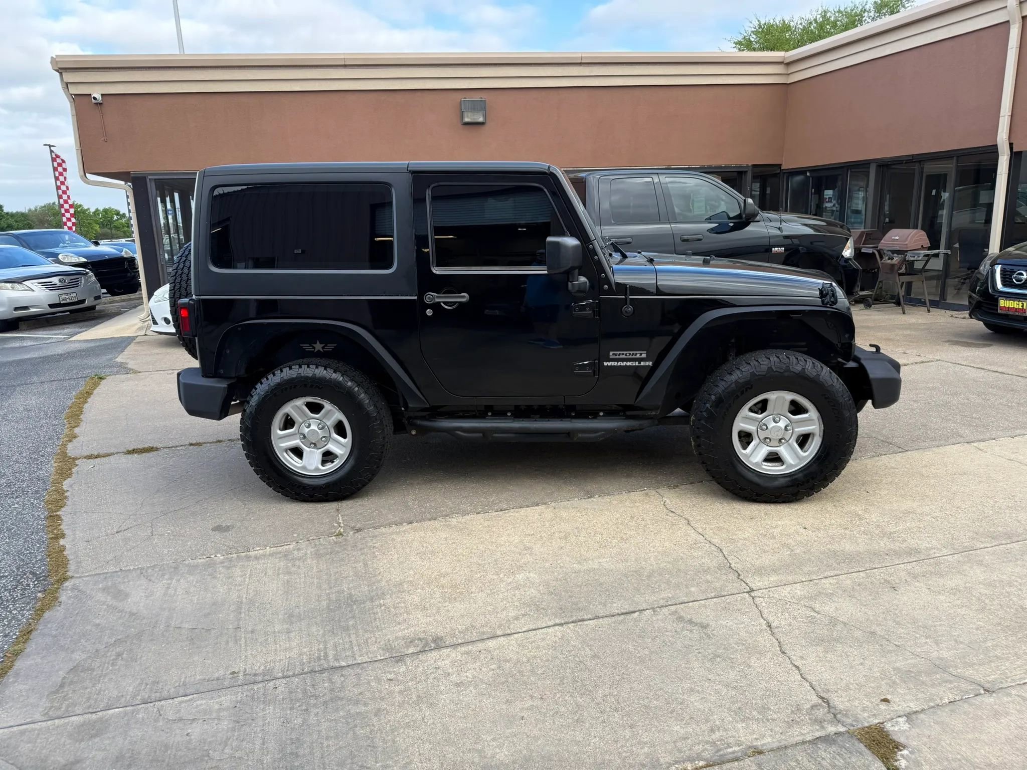 Used 2014 Jeep Wrangler Sport image 4