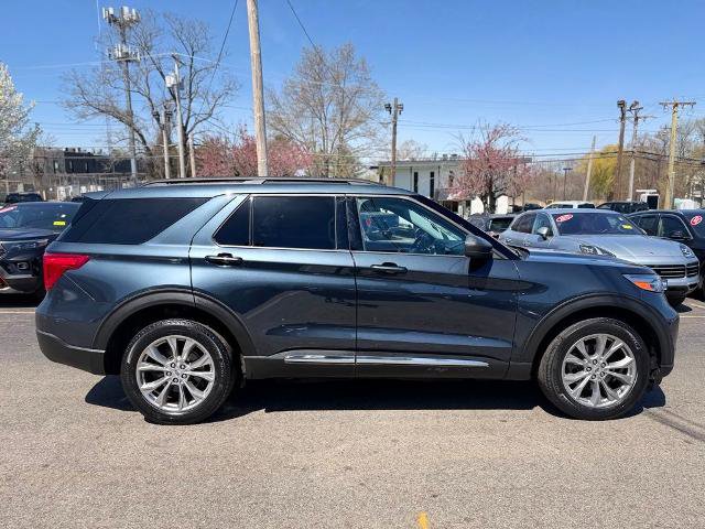 Certified 2023 Ford Explorer XLT w/ Equipment Group 202A AWD/4WD image 11