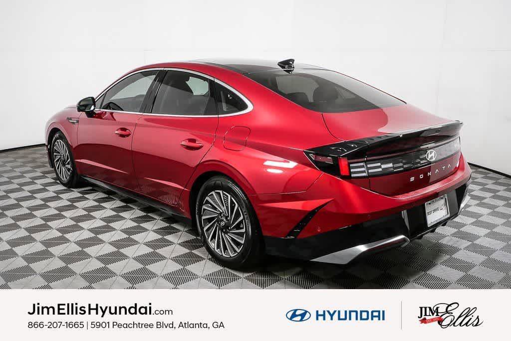 New 2025 Hyundai Sonata Limited FWD image 4