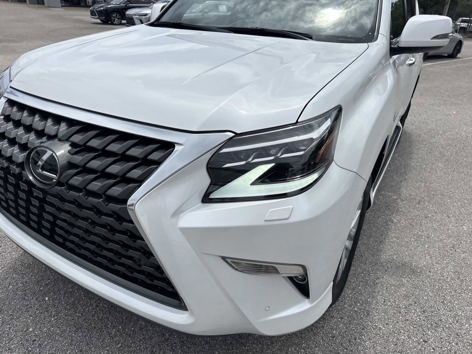Certified 2022 Lexus GX 460 Premium w/ Premium Package AWD/4WD image 9