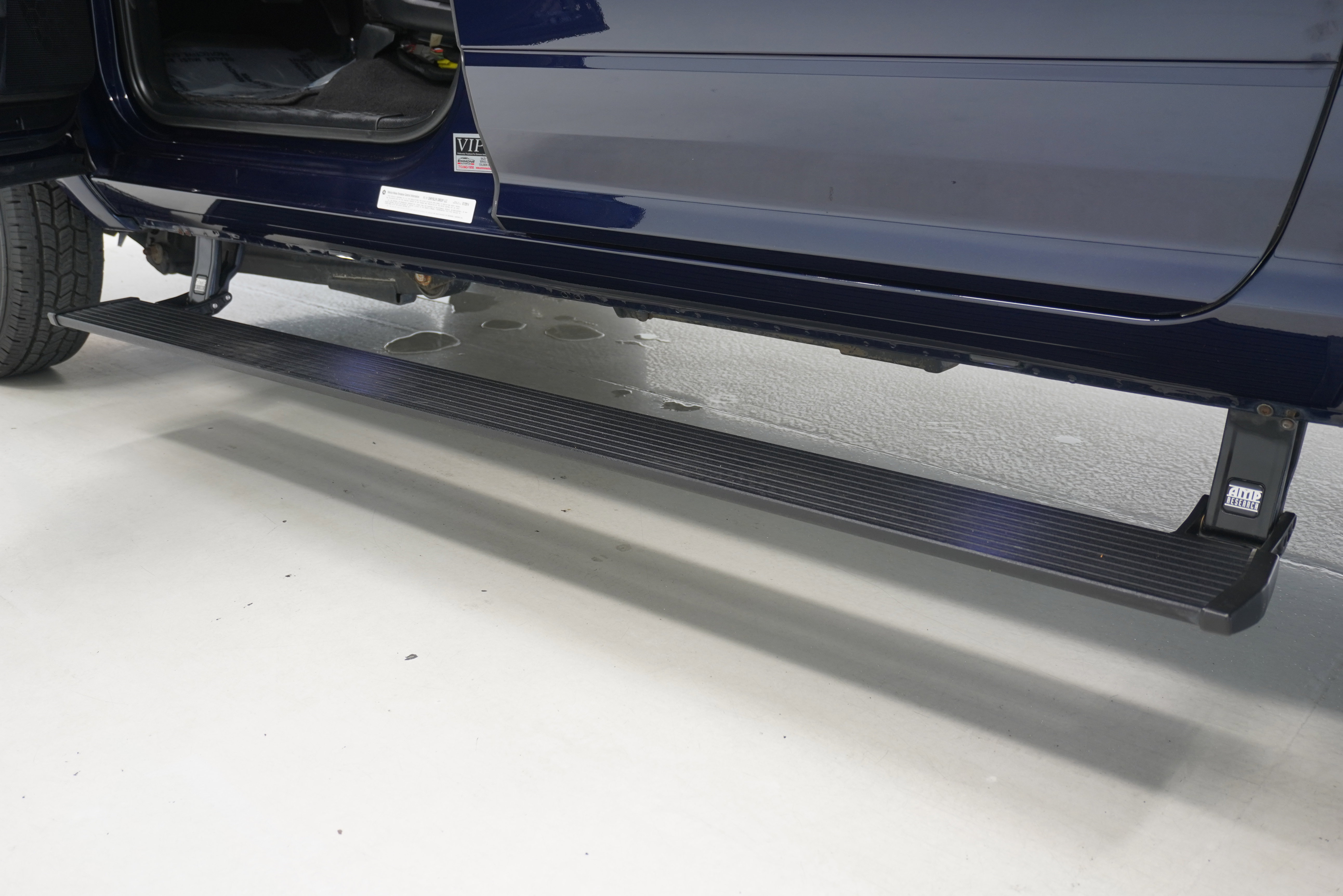 Used 2014 RAM 3500 Laramie w/ Convenience Group RWD image 5