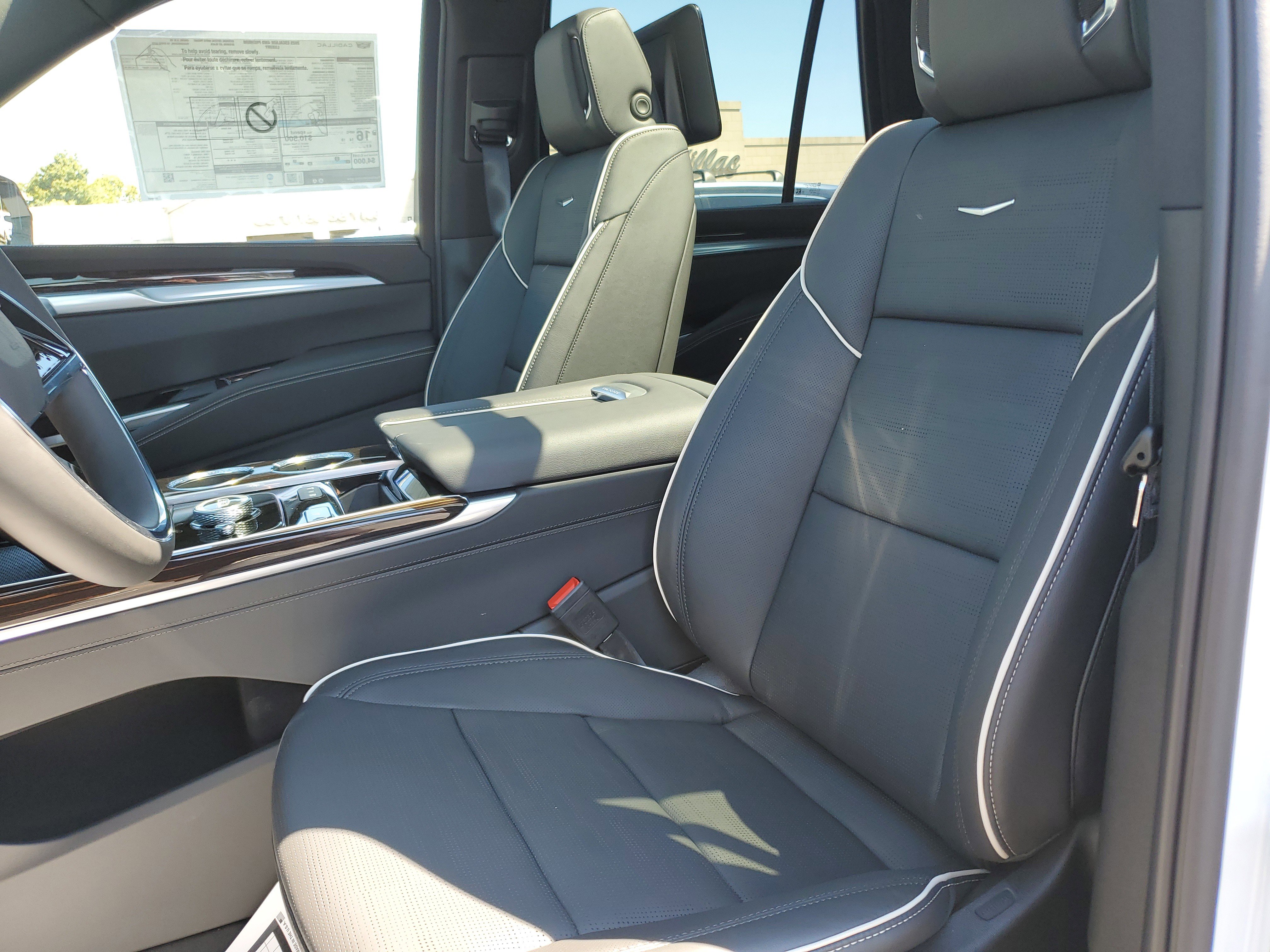 New 2025 Cadillac Escalade Premium Luxury w/ LPO, Radiant Package image 13