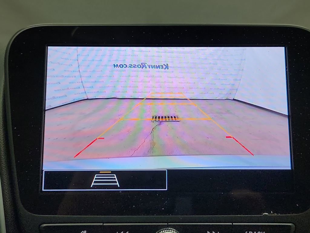 Used 2024 Chevrolet Malibu LT image 18