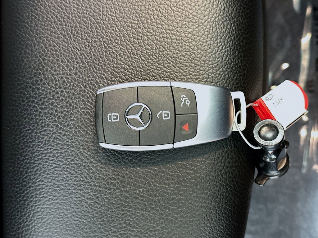 Used 2020 Mercedes-Benz CLA 250 w/ Premium Package image 38