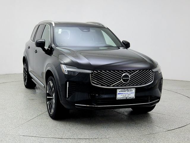 New 2026 Volvo XC90 B6 Plus w/ Protection Package image 2