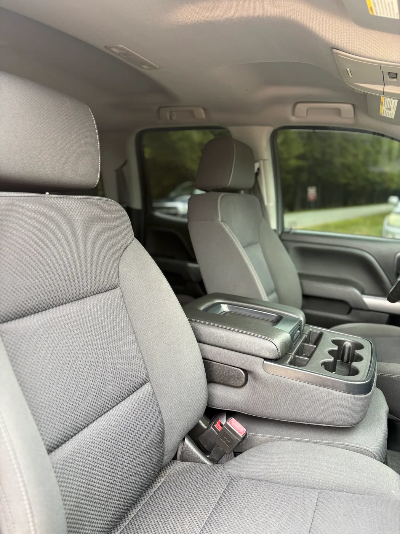 Used 2018 Chevrolet Silverado 1500 LT w/ All Star Edition AWD/4WD image 24