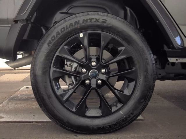 Used 2025 Jeep Wrangler Sahara 4xe w/ Safety Group image 22