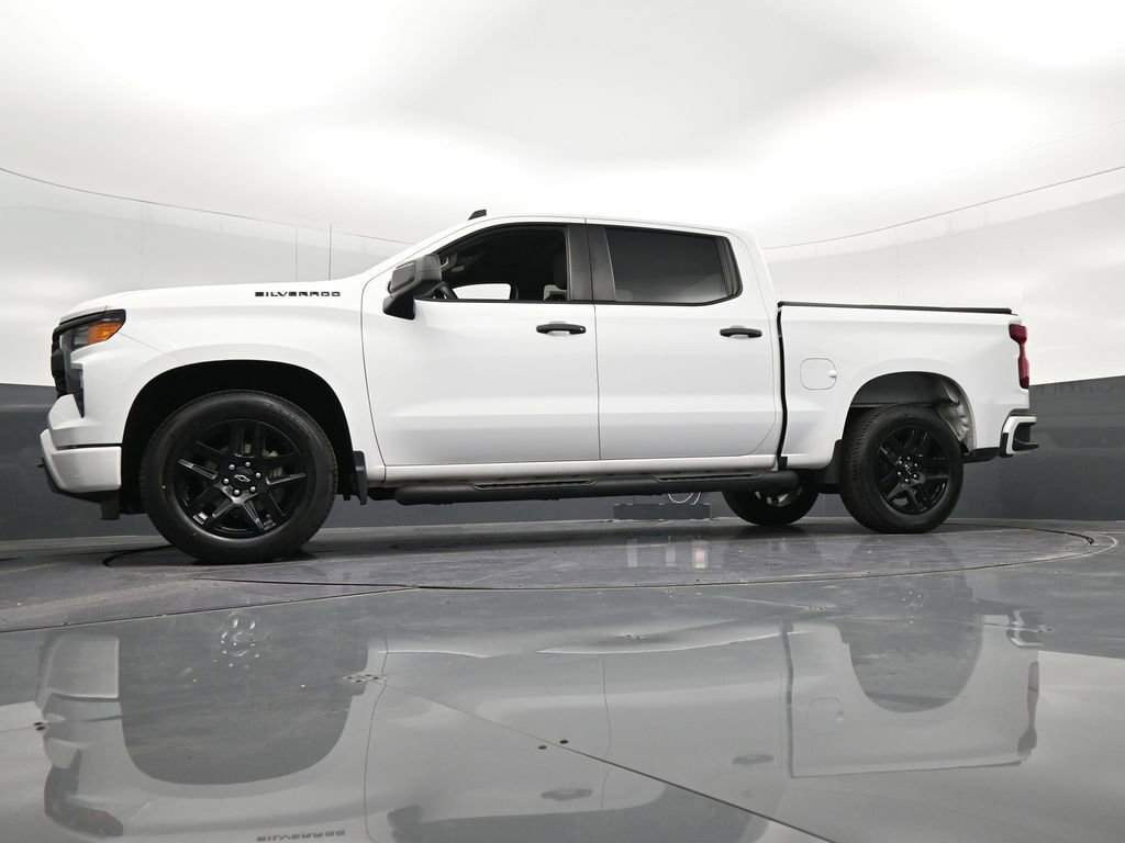 Used 2024 Chevrolet Silverado 1500 Custom w/ Turbomax Blackout Package RWD image 38