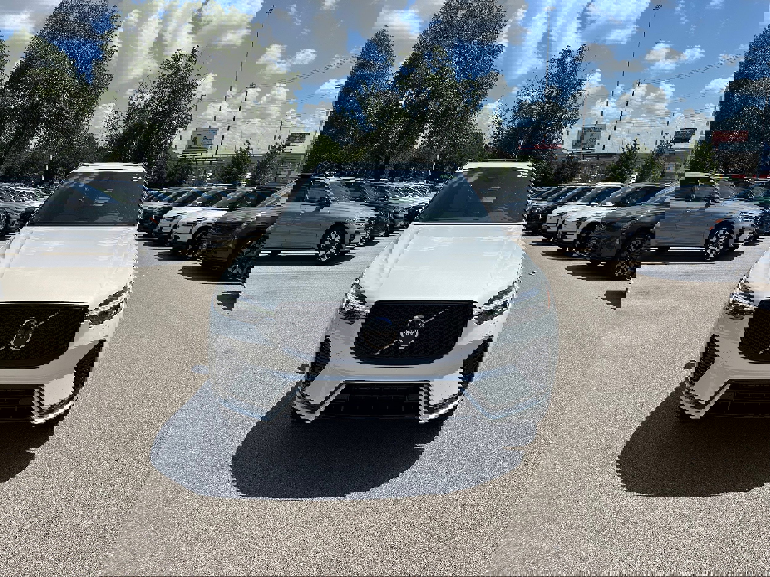 New 2026 Volvo XC60 B5 Core w/ Climate Package image 6