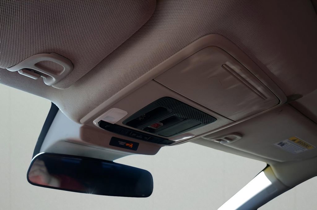 Used 2025 Honda Accord SE image 29