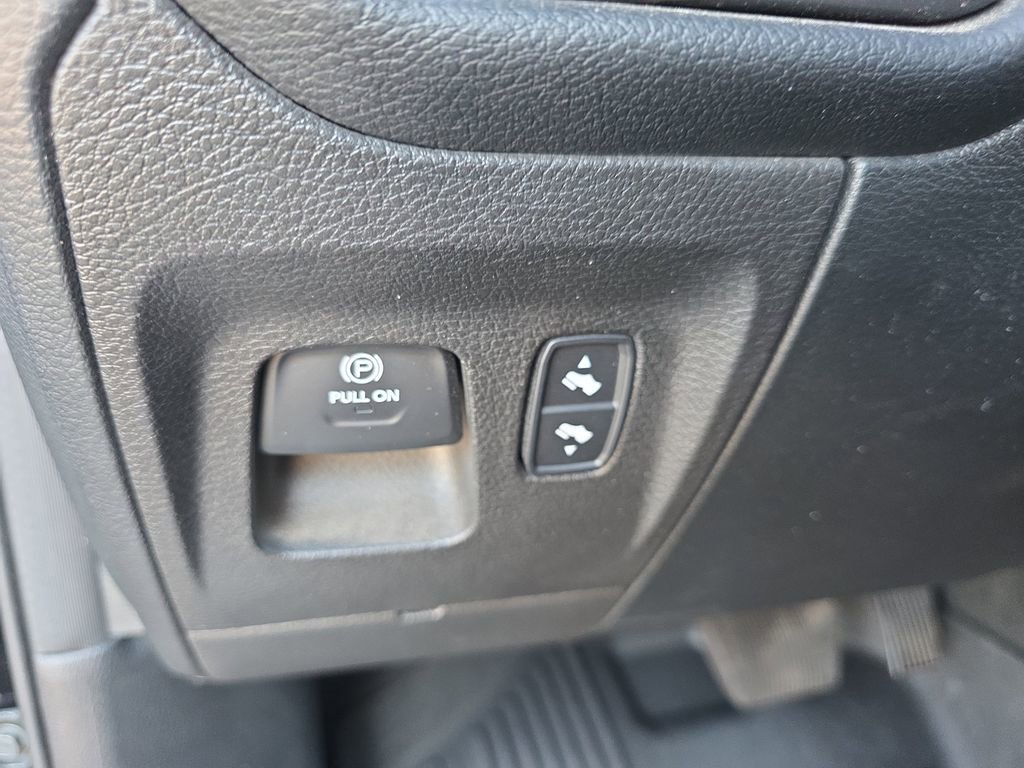 Used 2021 RAM 1500 Laramie image 34