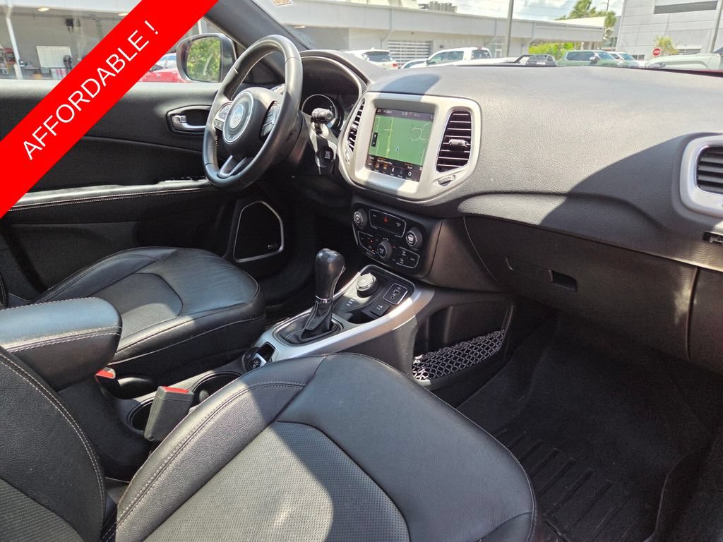 Used 2021 Jeep Compass Latitude w/ Sun and Sound Group AWD/4WD image 13