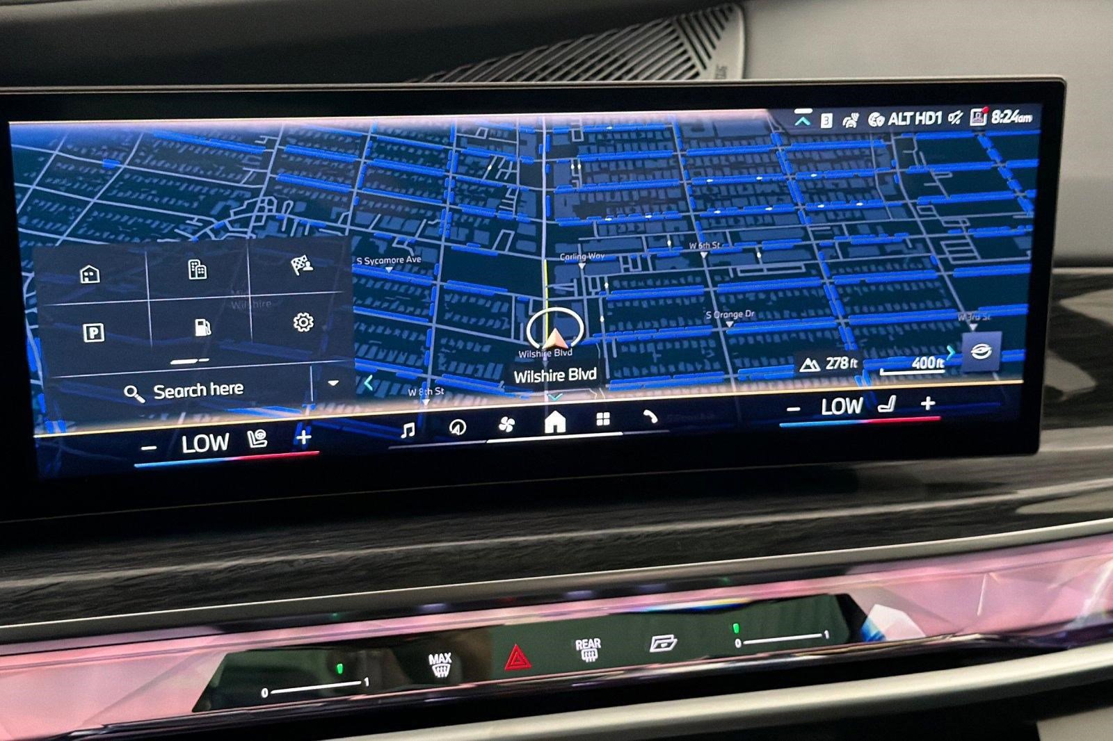 New 2026 BMW 740i w/ Premium Package image 24