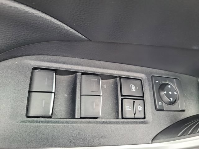Used 2023 Toyota RAV4 XLE w/ Convenience Package FWD image 17
