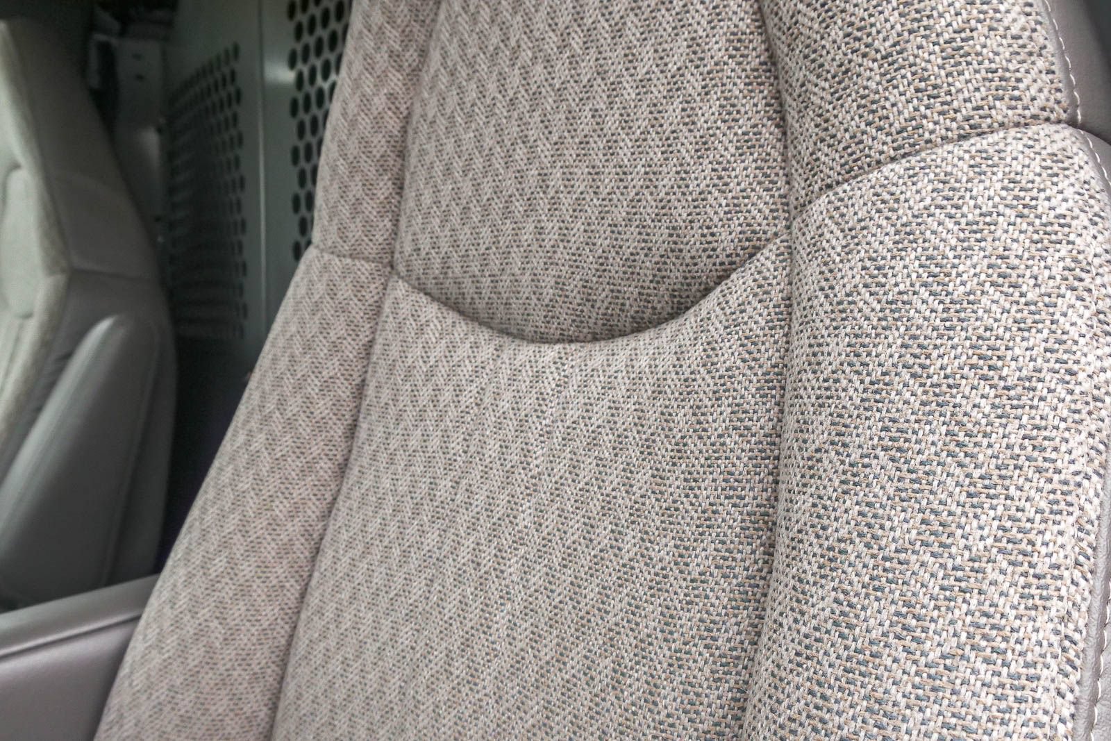 Used 2008 Chevrolet Express 2500 RWD image 17