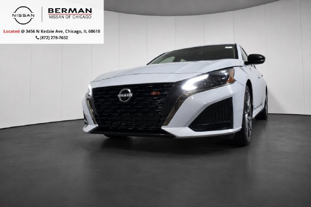 Certified 2024 Nissan Altima 2.0 SR FWD image 1