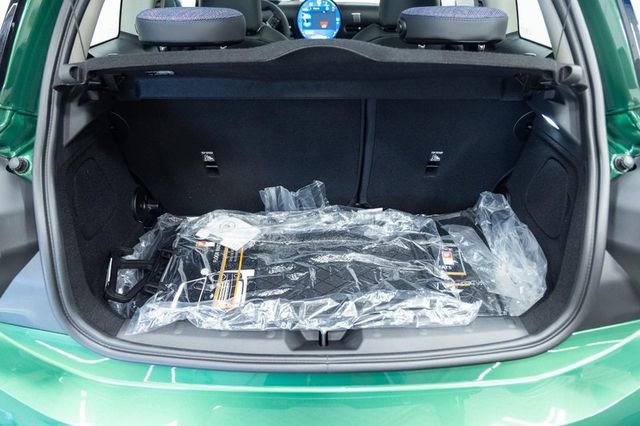 Certified 2025 MINI Cooper S image 12