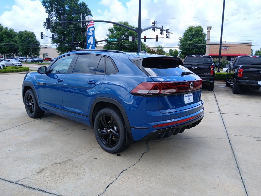 New 2026 Volkswagen Atlas Cross Sport SEL R-Line AWD/4WD image 6
