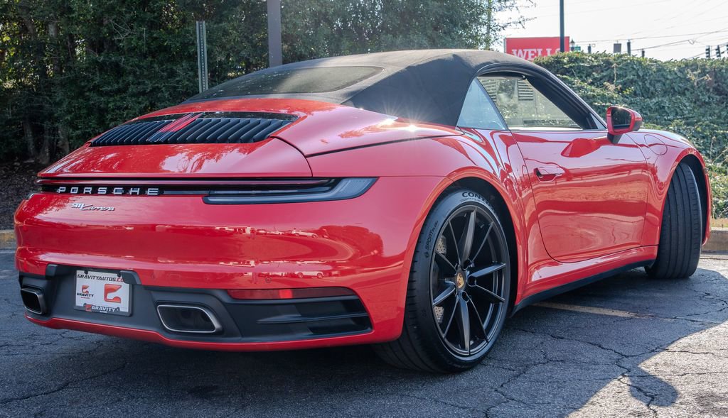 Used 2024 Porsche 911 Carrera image 31