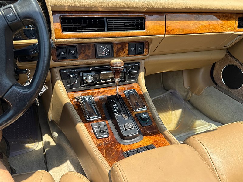 Used 1995 Jaguar XJS 4.0 Convertible image 18