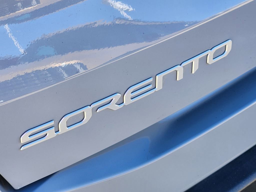 Used 2024 Kia Sorento S w/ Panoramic Sunroof Package image 11