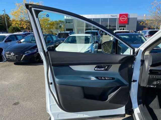 New 2026 Nissan Murano Platinum w/ Cargo Package AWD/4WD image 9