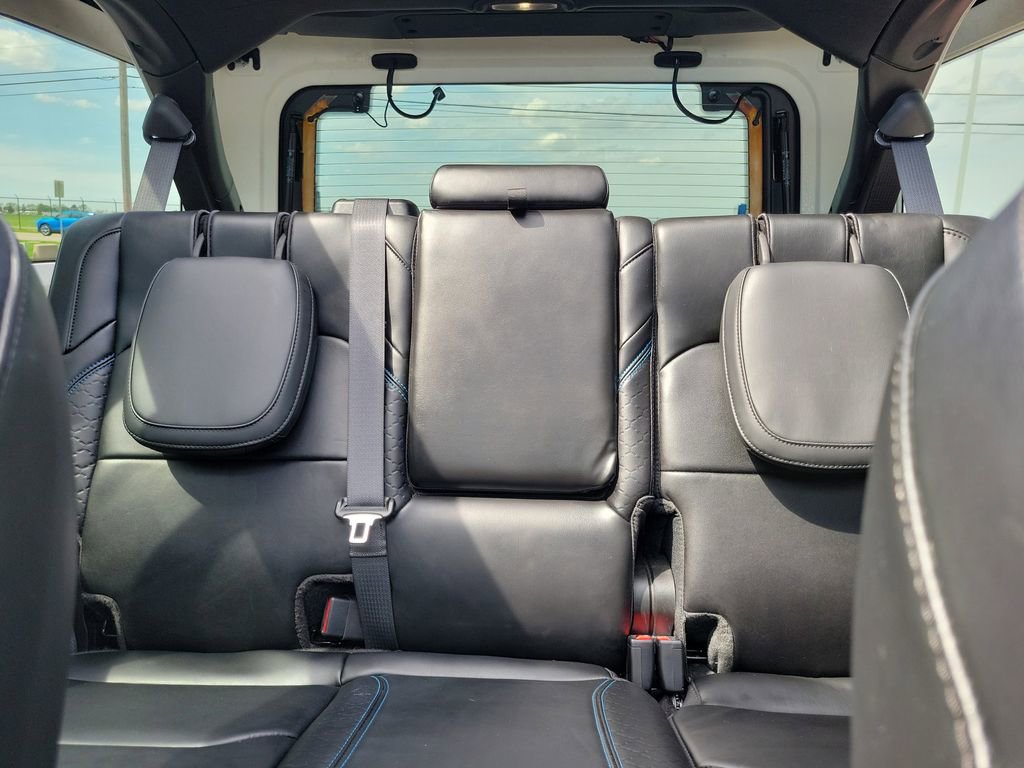 Used 2024 Jeep Wrangler High Altitude AWD/4WD image 17