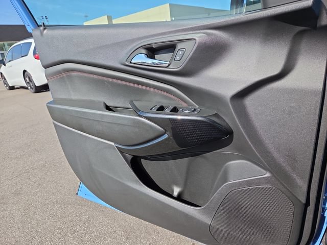 Used 2024 Chevrolet Trax RS w/ Sunroof Package FWD image 22