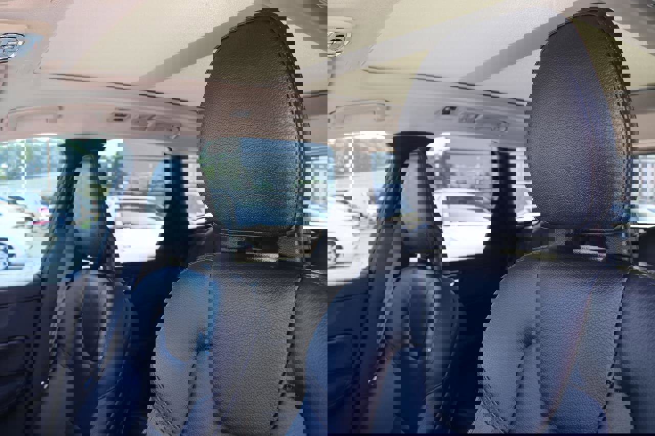 Used 2018 Volvo XC60 T5 Momentum w/ Convenience Package image 27