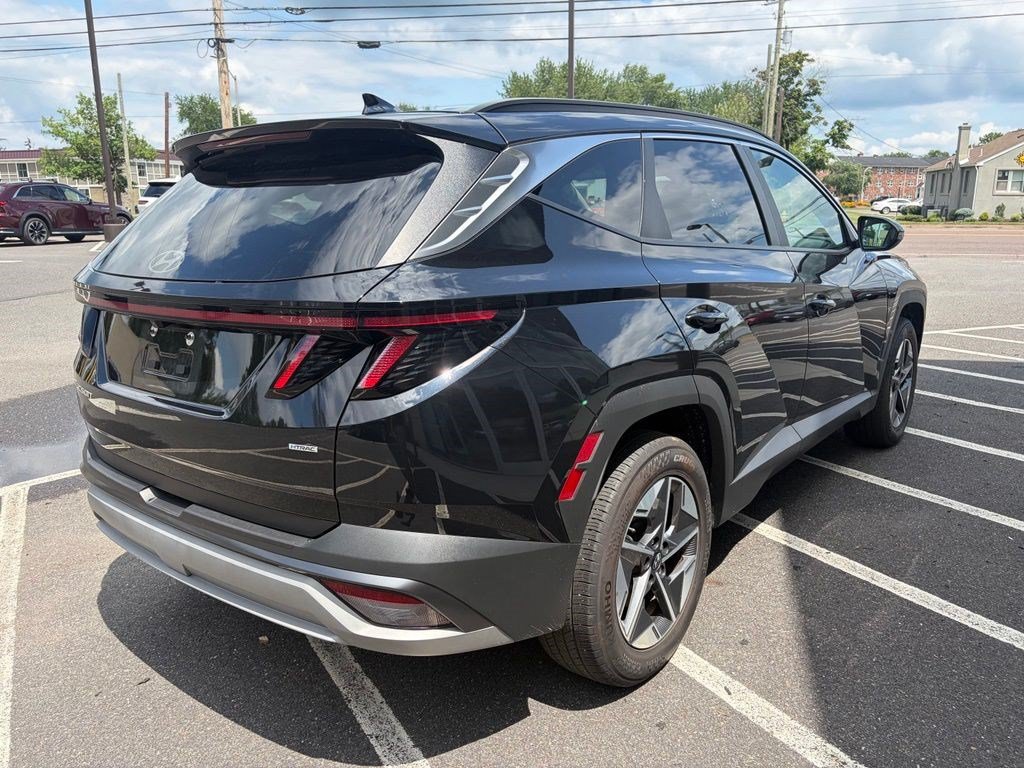 Certified 2025 Hyundai Tucson SEL AWD/4WD image 7