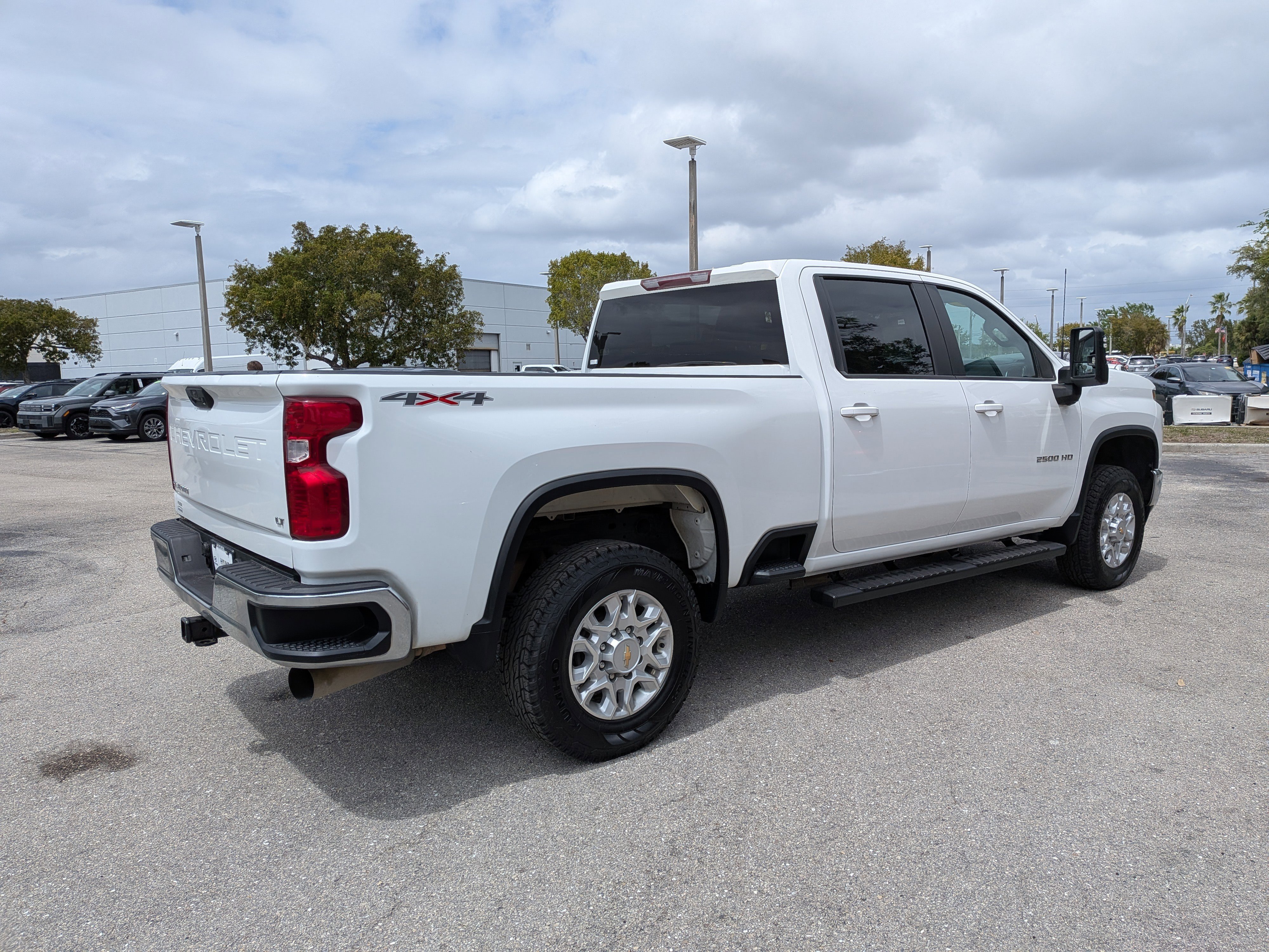 Used 2021 Chevrolet Silverado 2500 LT w/ Fleet Comfort Package image 4