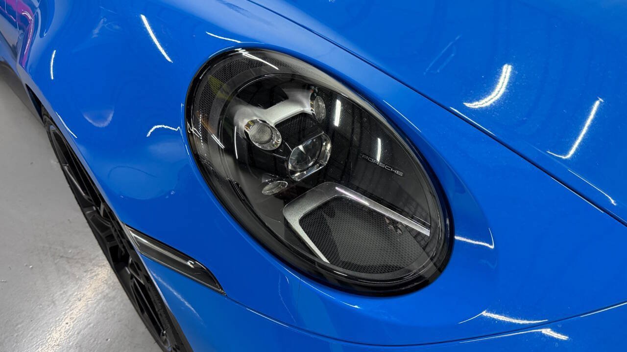 Used 2022 Porsche 911 GT3 RWD image 4