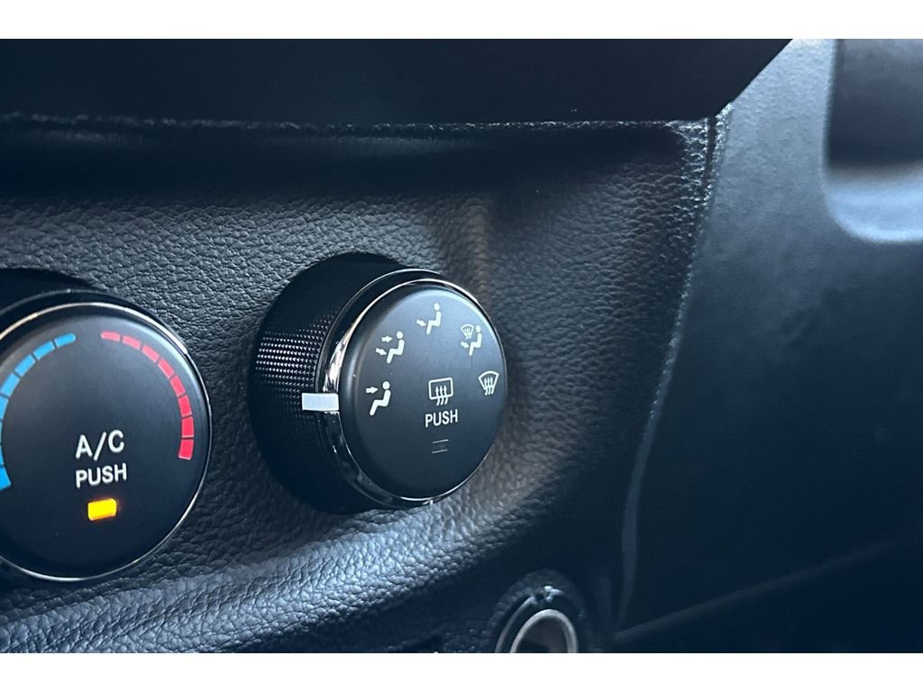 Used 2015 Jeep Wrangler Sport image 28