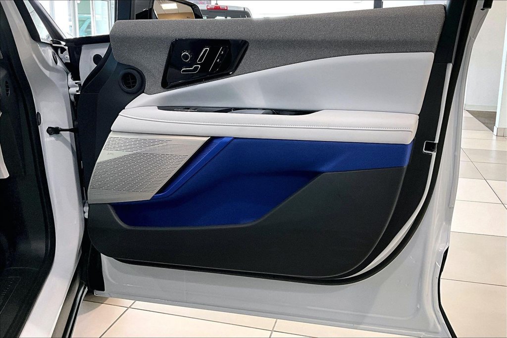 New 2027 Cadillac Optiq Sport w/ LPO, Floor Liner Package AWD/4WD image 11