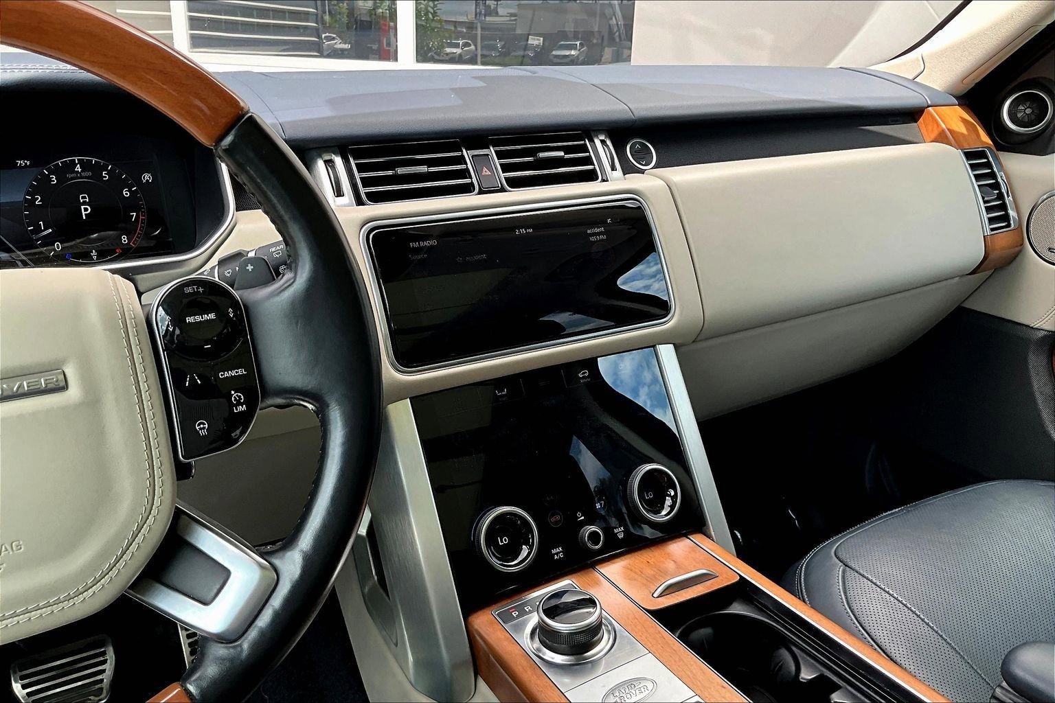 Used 2021 Land Rover Range Rover P525 Westminster Edition image 6