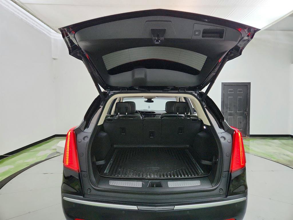 Used 2019 Cadillac XT5 Luxury FWD image 32