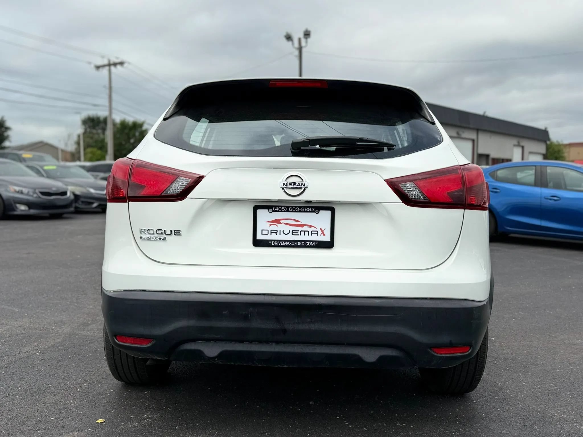 Used 2018 Nissan Rogue Sport S AWD/4WD image 4