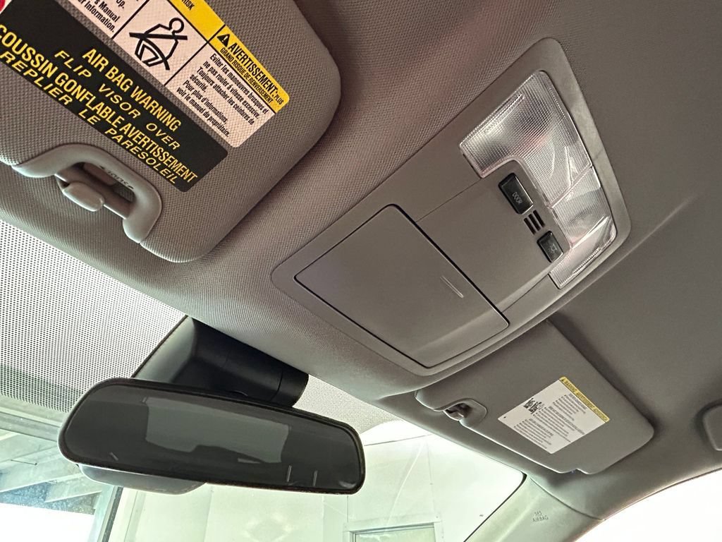 Used 2019 Toyota Highlander Plus FWD image 38