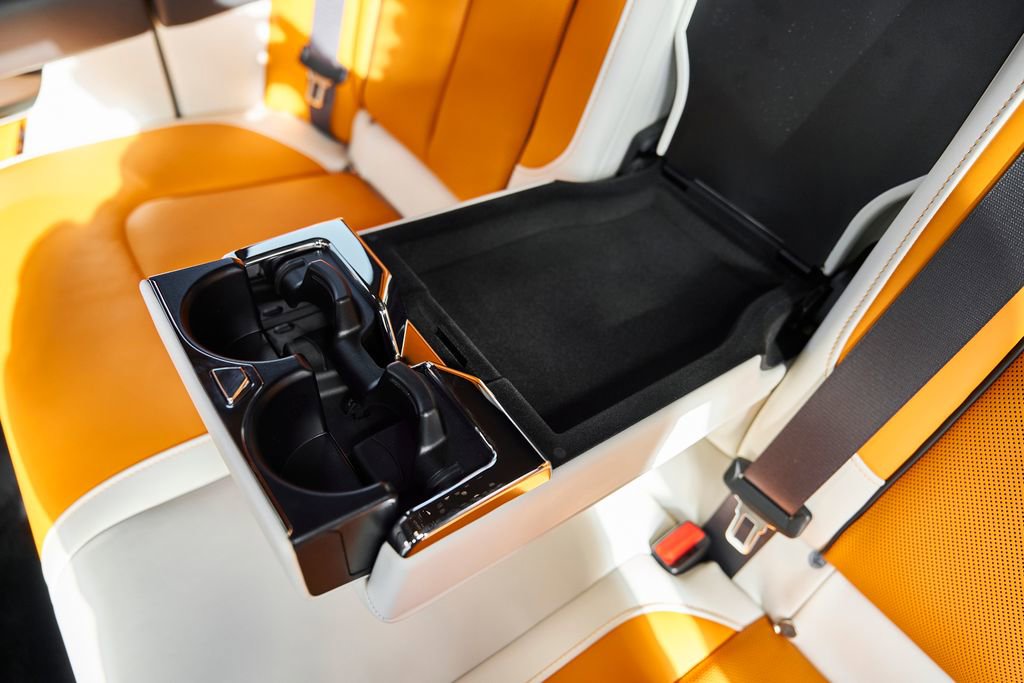 Used 2026 Rolls-Royce Cullinan AWD/4WD image 55