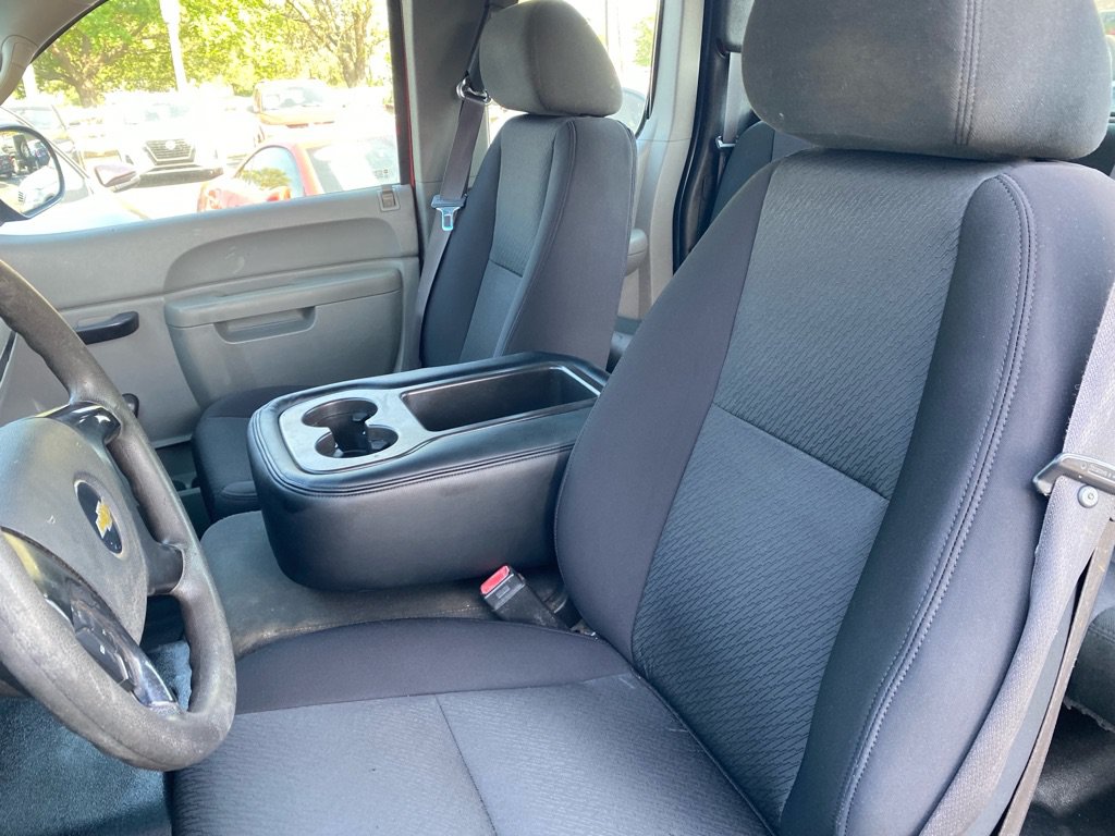 Used 2010 Chevrolet Silverado 1500 W/T RWD image 22