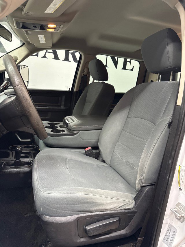 Used 2018 RAM 2500 Tradesman w/ Chrome Appearance Group image 29