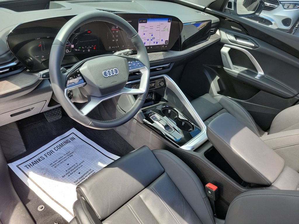 Used 2025 Audi Q5 Premium Plus w/ Premium Plus AWD/4WD image 26