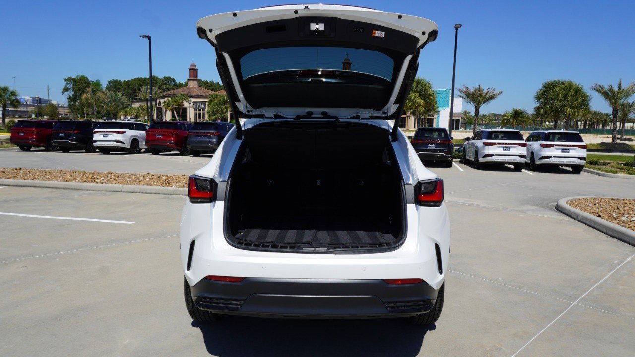 Used 2025 Lexus NX 250 FWD w/ Accessory Package (Z1) image 36