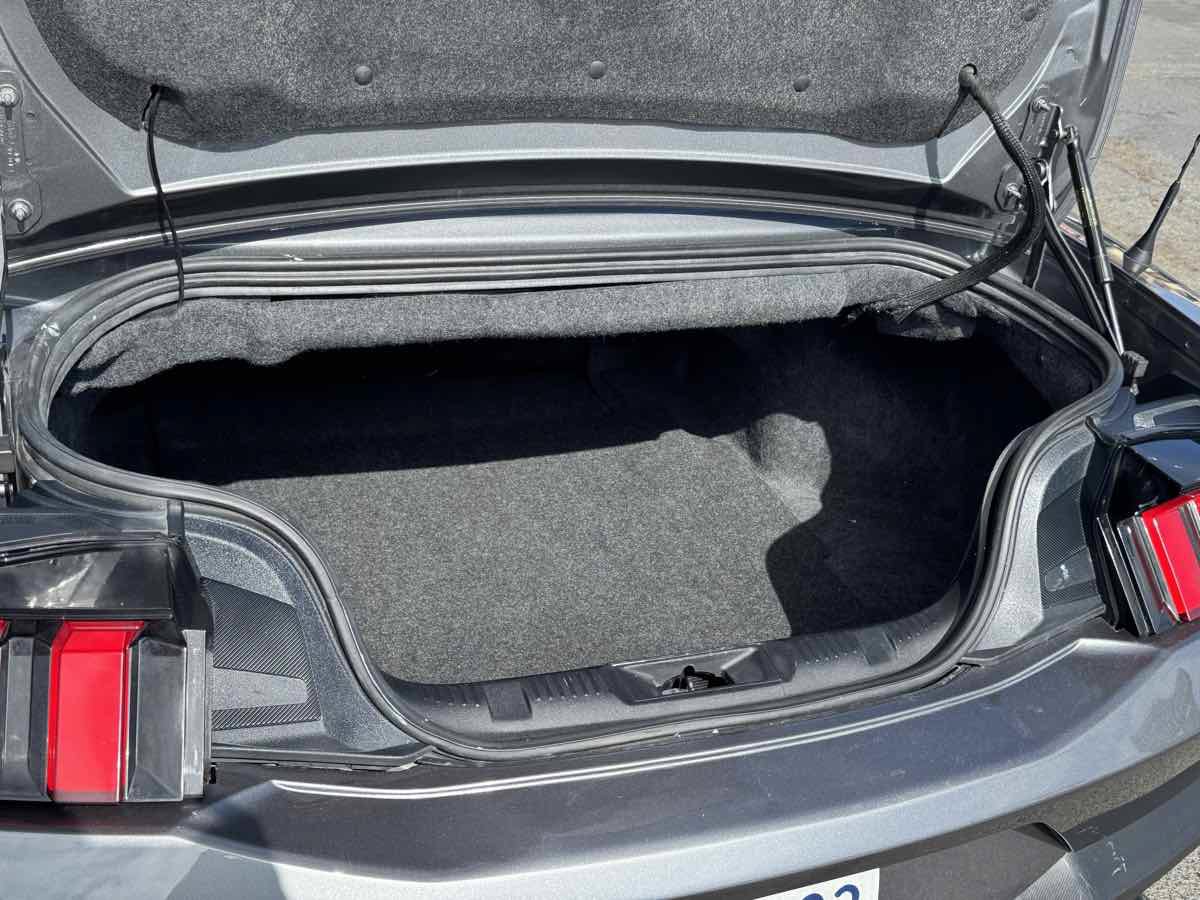 Used 2024 Ford Mustang Premium RWD image 9