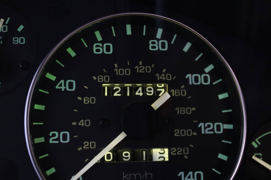 Used 1994 MAZDA MX-5 Miata RWD image 33
