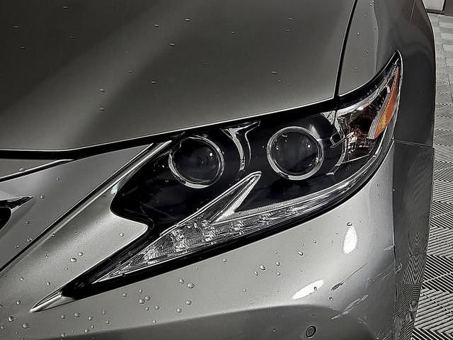 Used 2017 Lexus ES 300h image 9