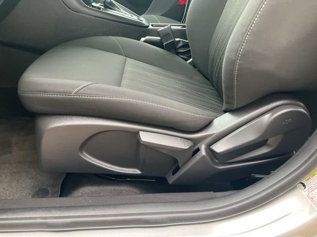 Used 2018 Ford Focus SE image 6
