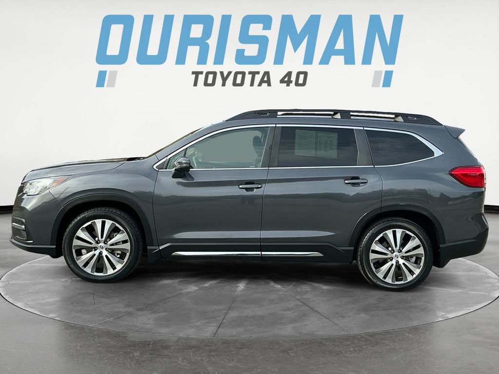 Used 2022 Subaru Ascent Limited w/ Technology Package image 3