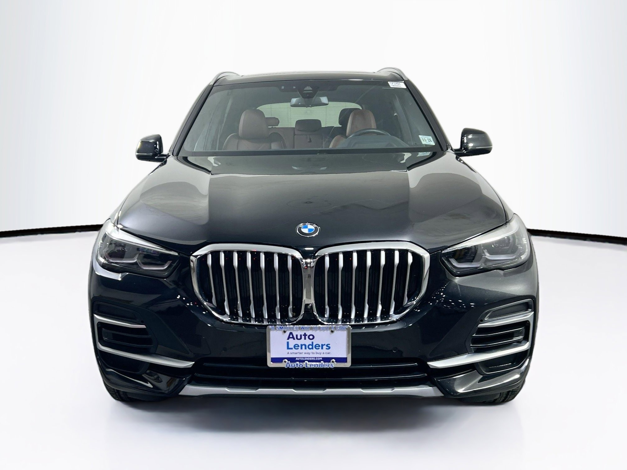 Used 2023 BMW X5 xDrive40i w/ Premium Package image 2